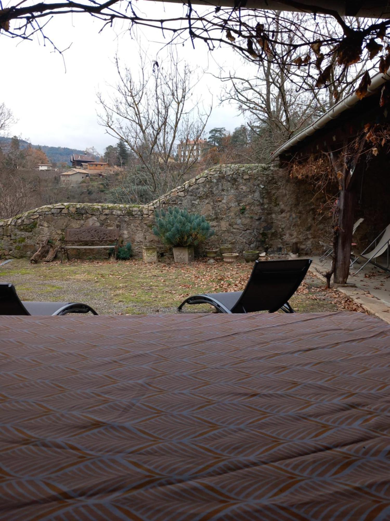 Charmant Gite Avec Parking Gratuit Sur Place. Davezieux Exterior photo
